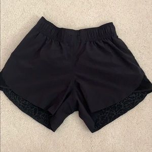 Reversible Lululemon Size 4 shorts